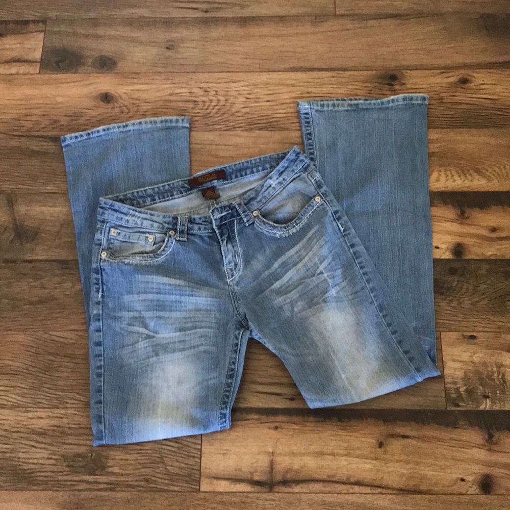 Sizzle Distressed bootcut Jeans